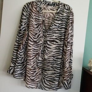 Animal print tunic blouse